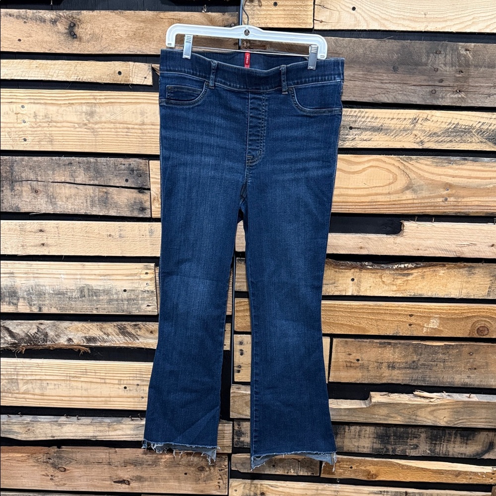 SPANX 20327T Flare Jeans‎ Midnight Shade Pull On Stretch Denim Sz L Tall Raw Hem